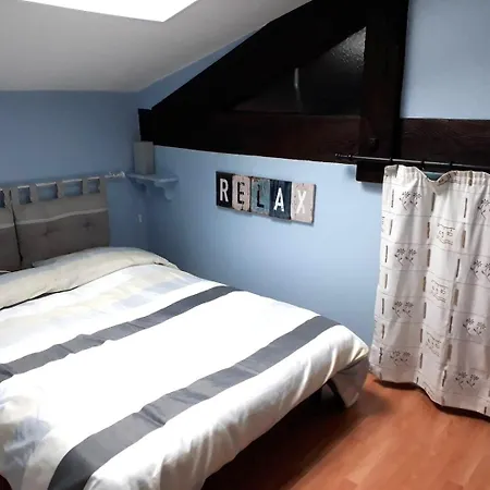 Maison 15pers Pres St Emilion-tout Confort-piscine 度假居 *