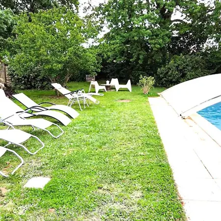 Maison 15pers Pres St Emilion-tout Confort-piscine 度假居 Saint-Magne-de-Castillon
